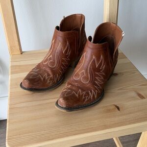 Roper Western Ankle Booties